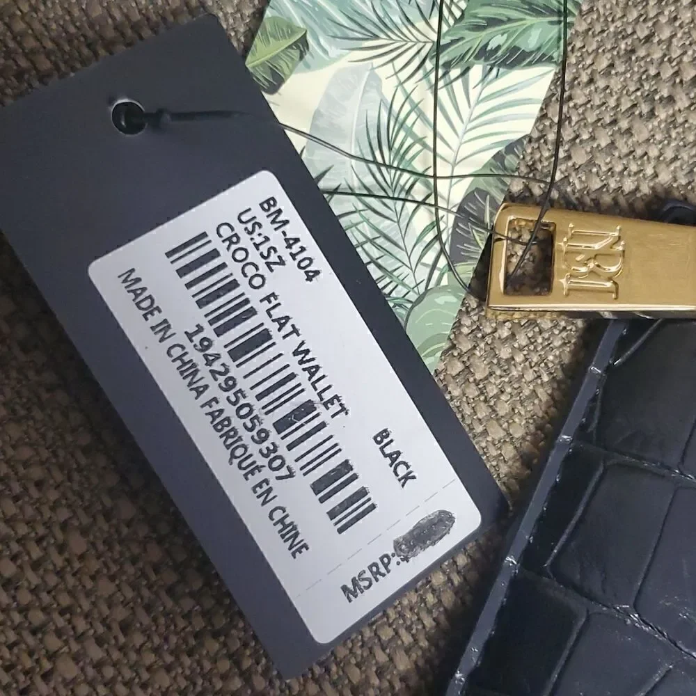 NWT BADGLEY MISCHKA Thin Crocodile Print Wallet‎